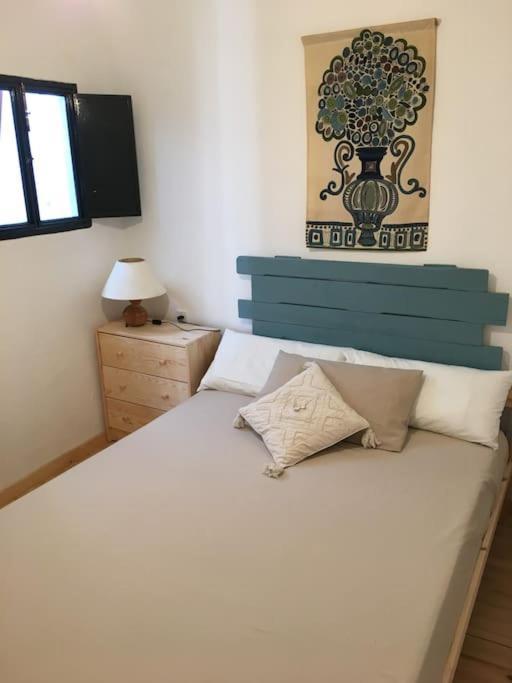 Agradable Casa Rural Con Suelos De Madera Санта-Олалья-дель-Кала Экстерьер фото