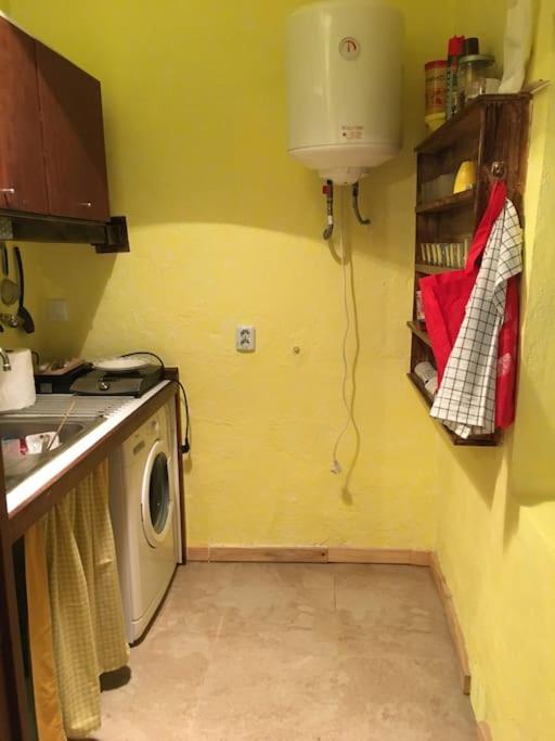 Agradable Casa Rural Con Suelos De Madera Санта-Олалья-дель-Кала Экстерьер фото